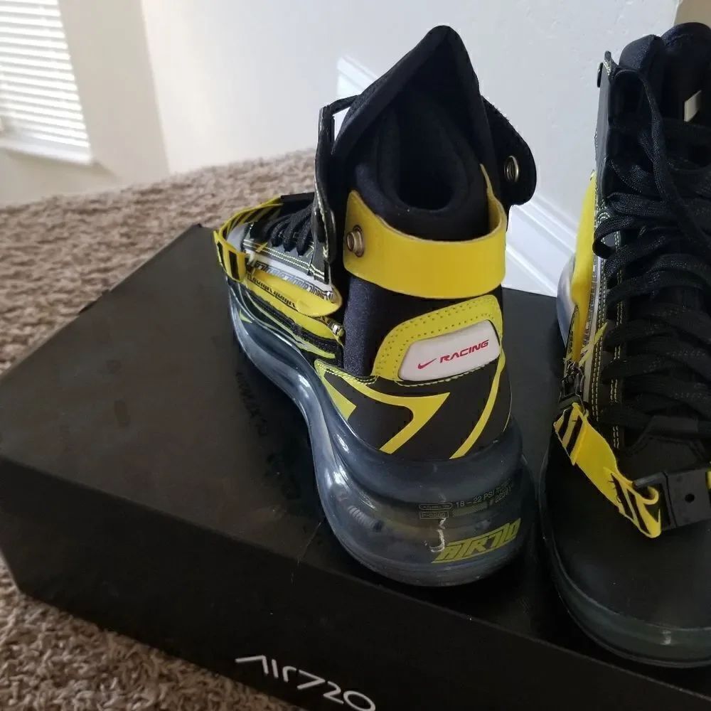 NIB Nike Air 720 - Picture 5 of 7